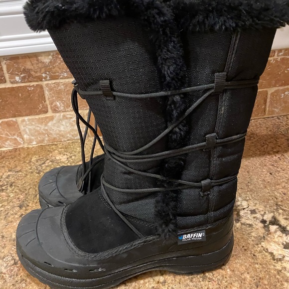 Baffin Polar Proven Womens Boots Size 1 
